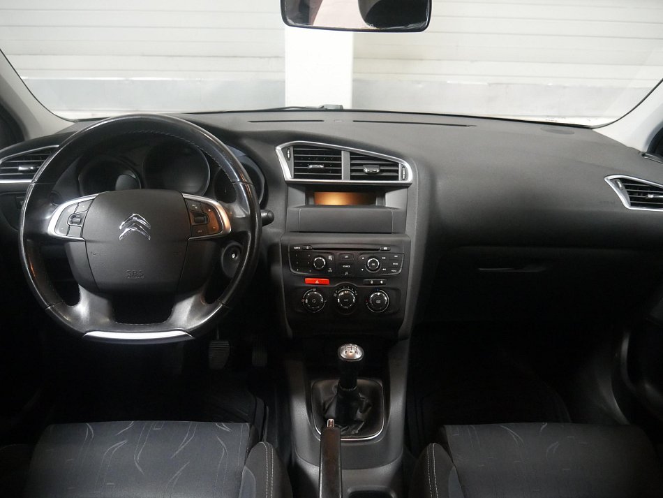 Citroën C4 1.6i 