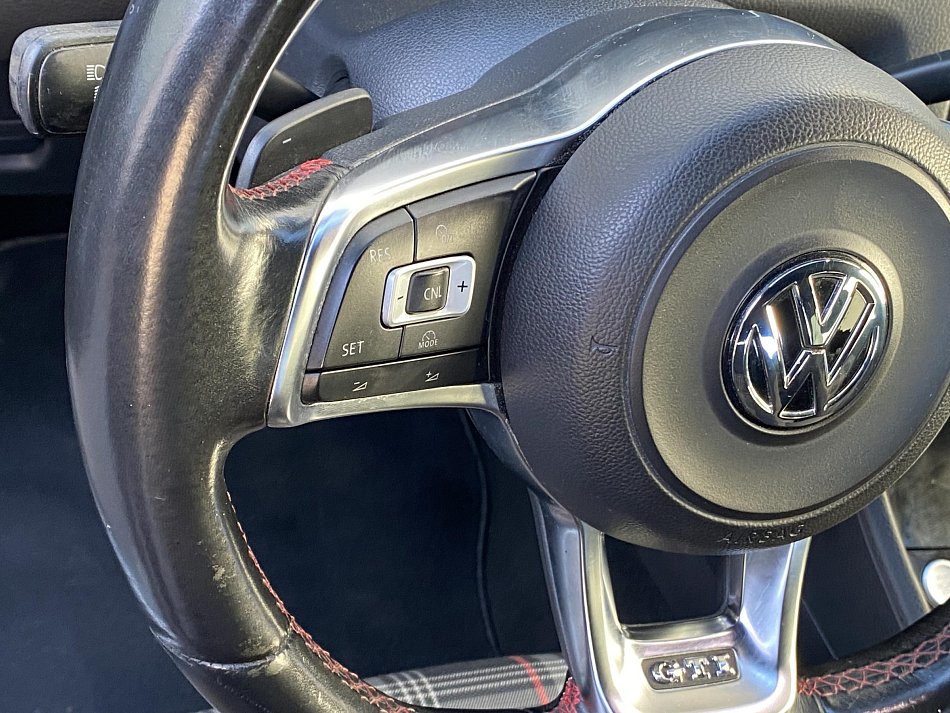 Volkswagen Golf 2.0 TSI GTi