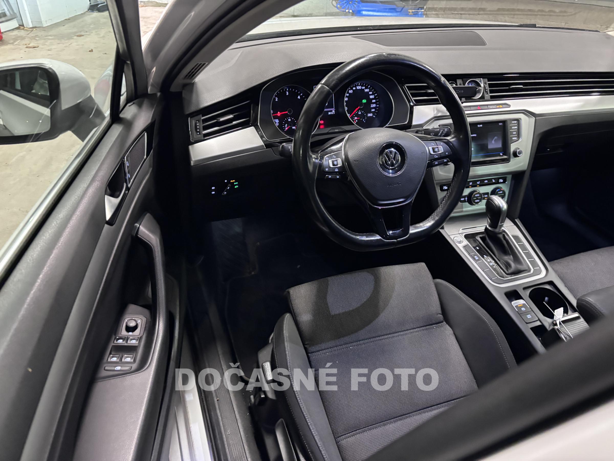 Volkswagen Passat, 2017 - pohled č. 3