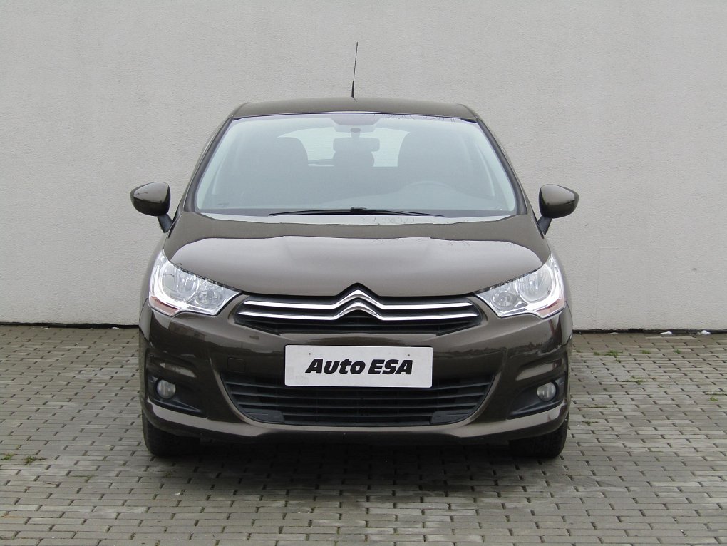 Citroën C4 1.4i 