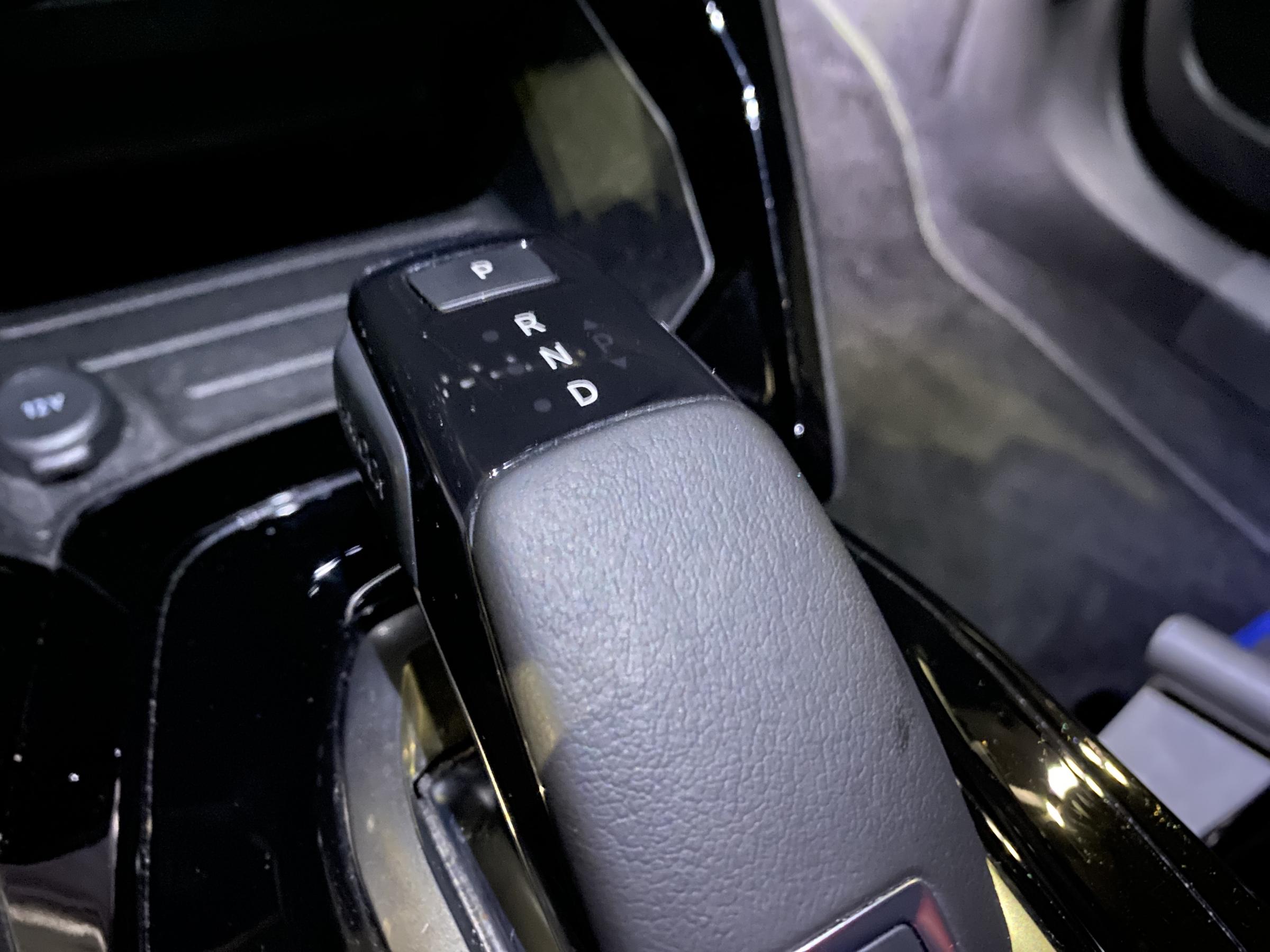 Peugeot 2008, 2020 - pohled č. 14