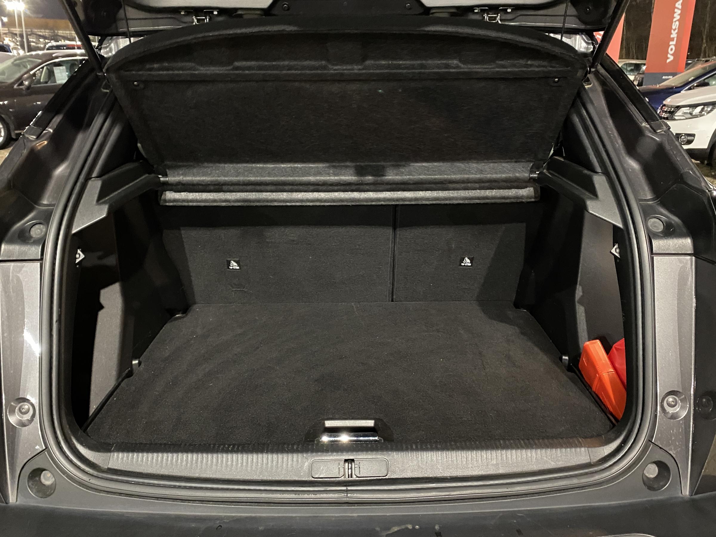 Peugeot 2008, 2020 - pohled č. 7