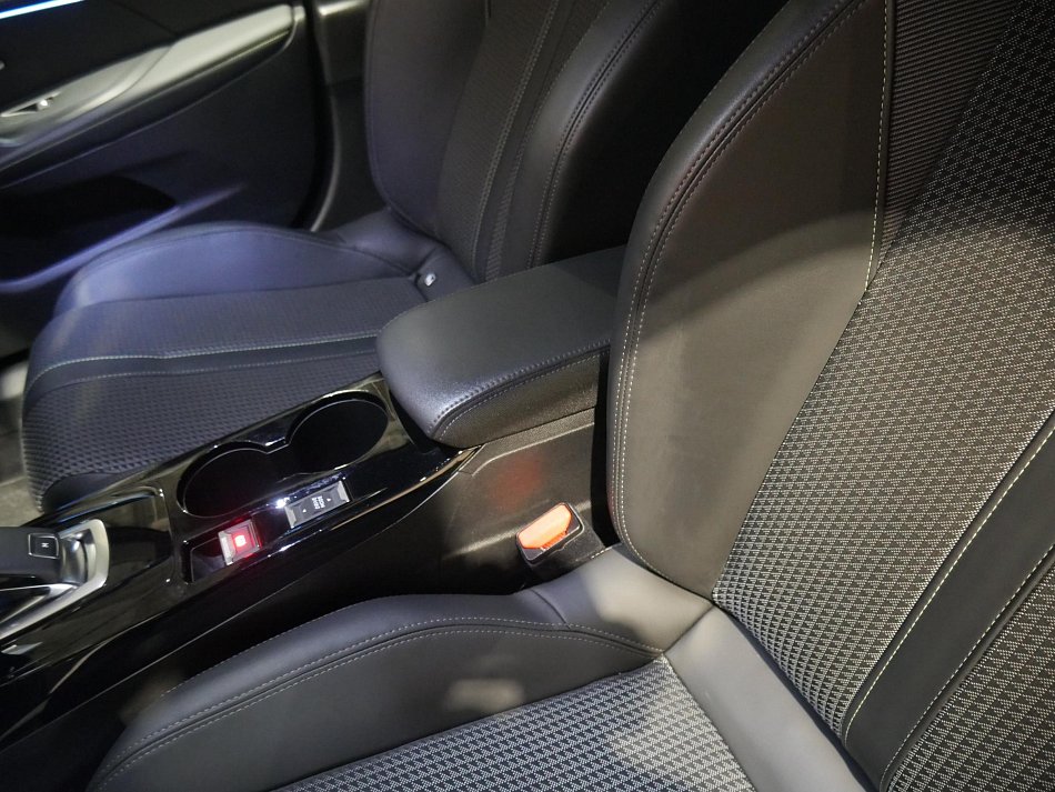 Peugeot 2008 1.5 HDi GT Line