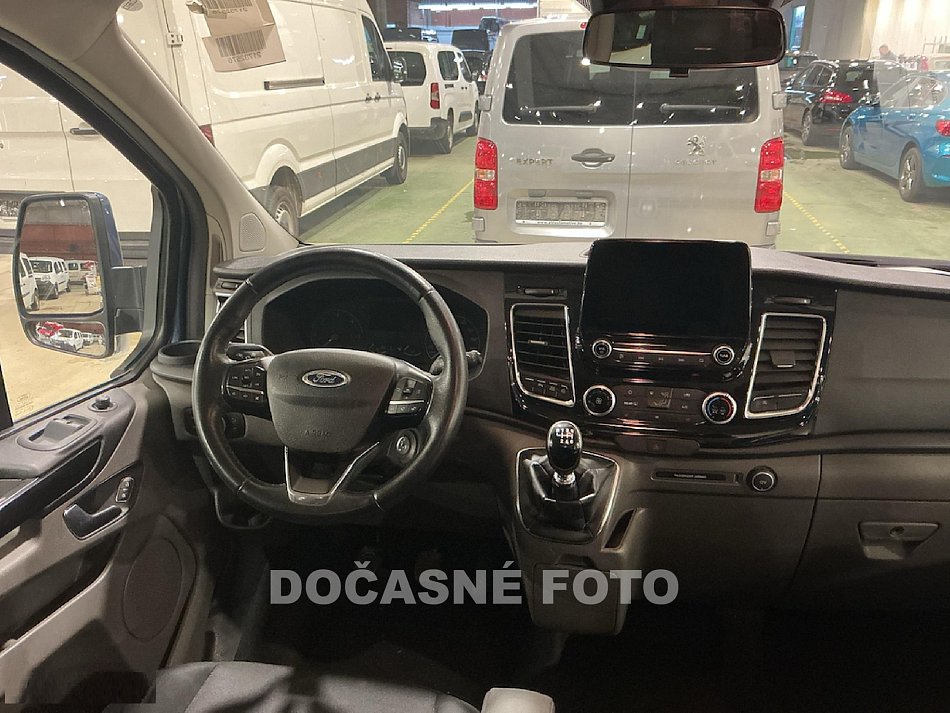 Ford Transit Custom 2.0TDCi Limited 5míst