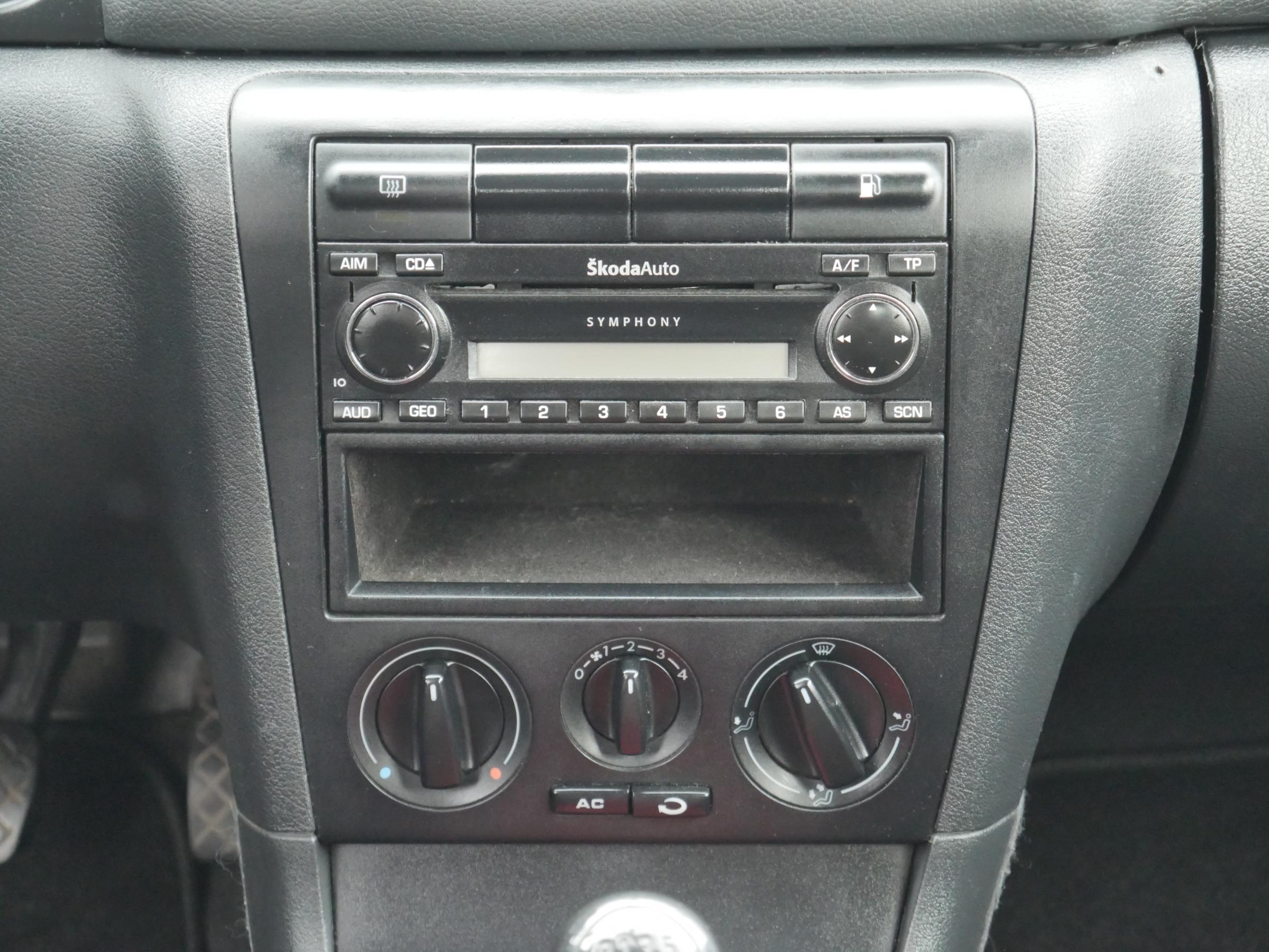 Škoda Octavia, 2005 - pohled č. 11