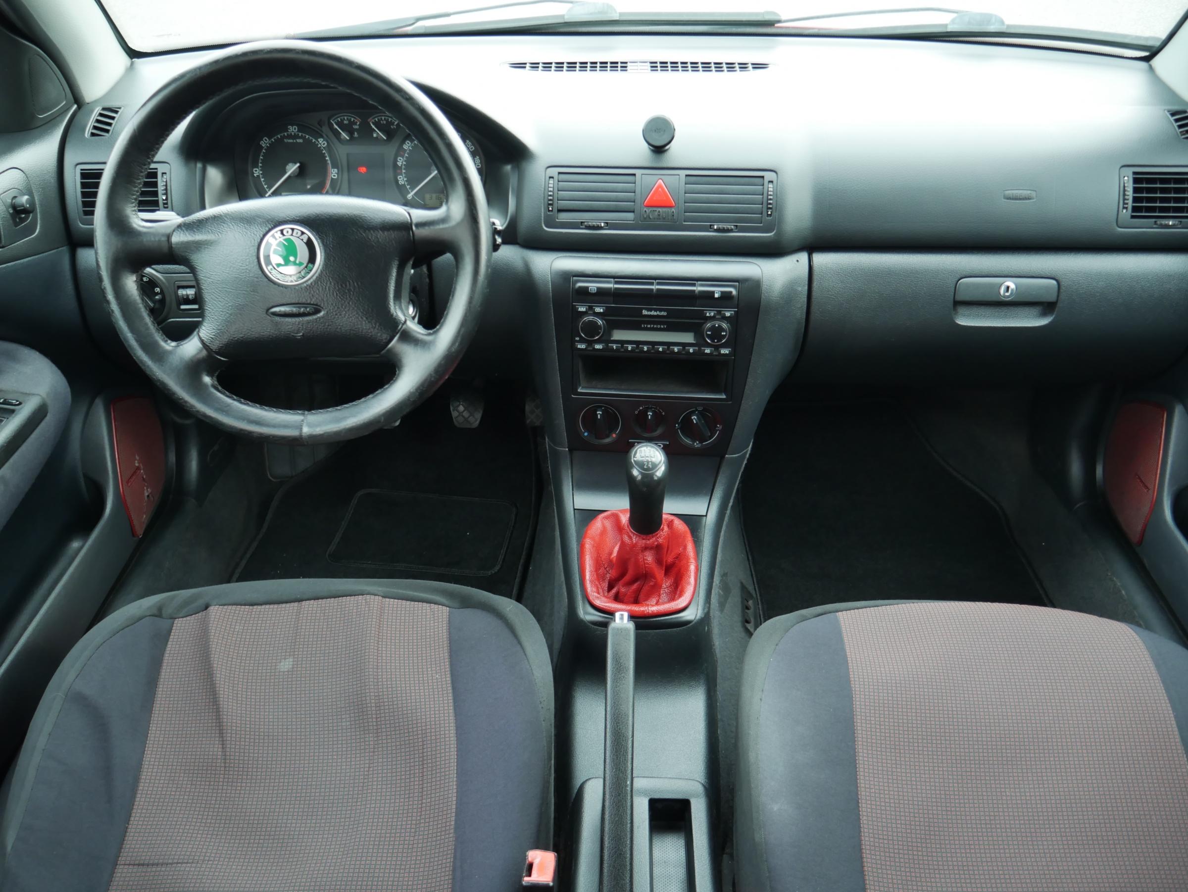 Škoda Octavia, 2005 - pohled č. 8