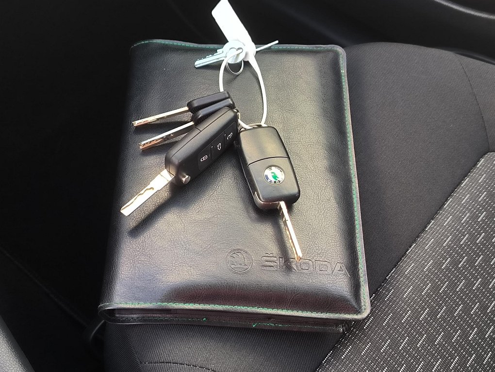 Škoda Octavia II 1.6 TDI Active