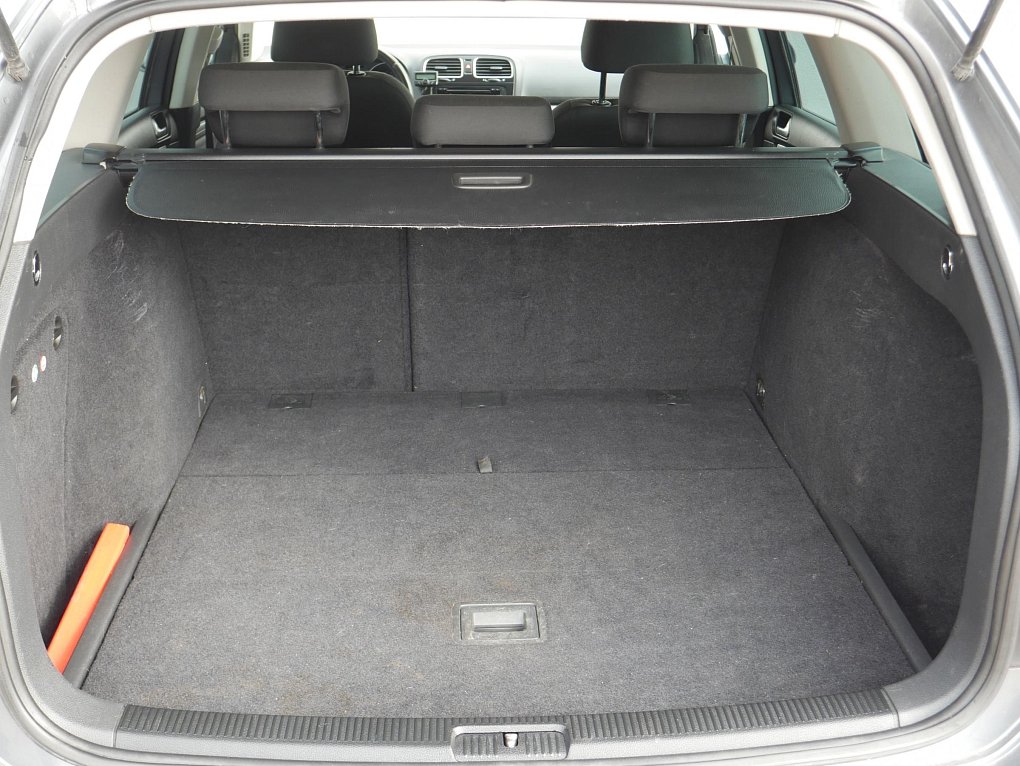 Volkswagen Golf 1.6 TDi  VI