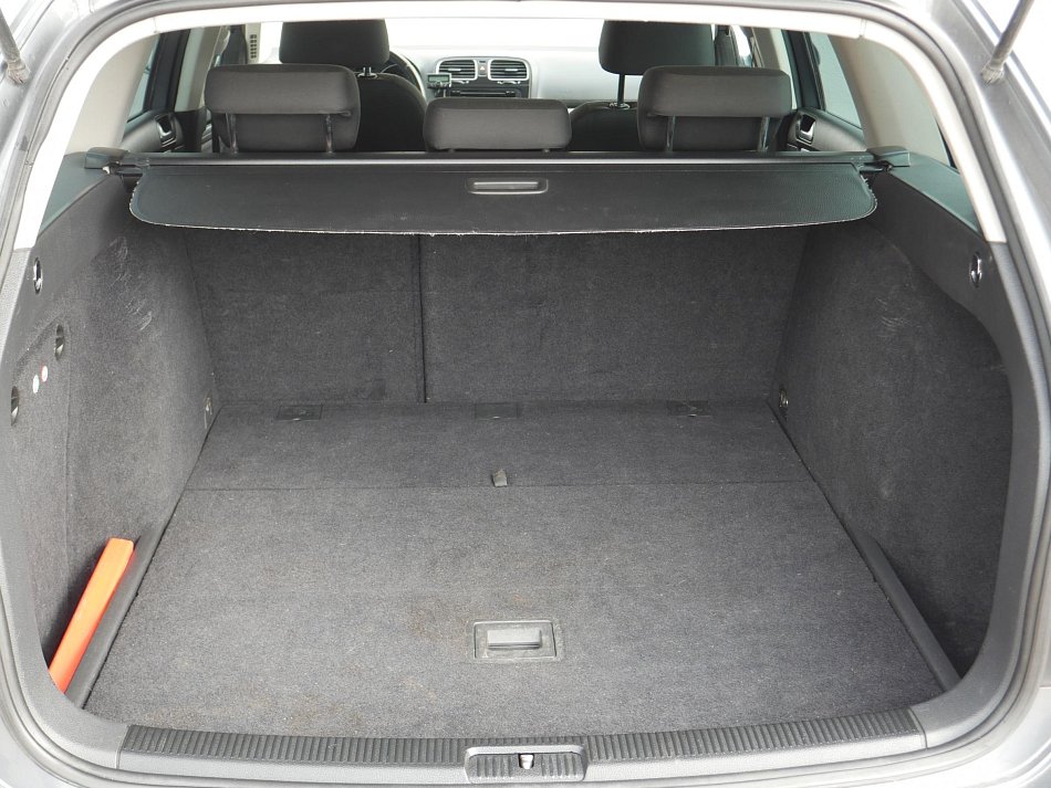 Volkswagen Golf 1.6 TDi  VI