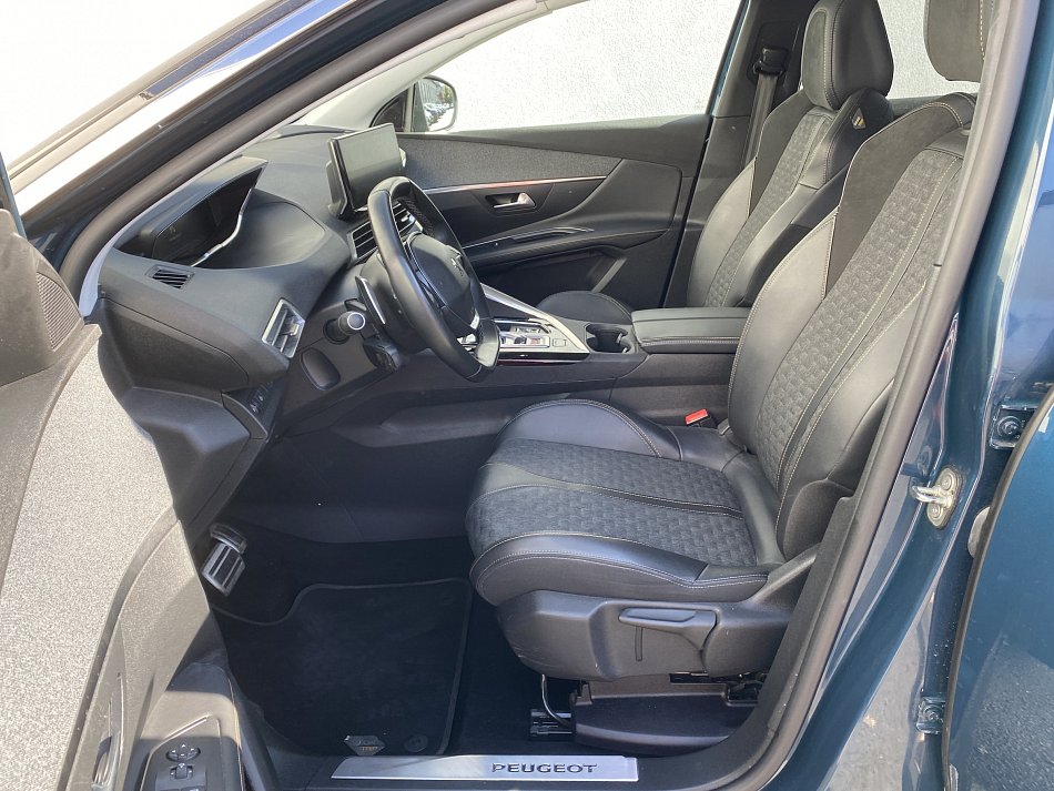 Peugeot 3008 1.2PT Road Trip