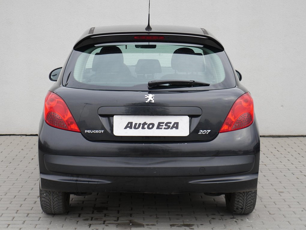 Peugeot 207 1.4i 