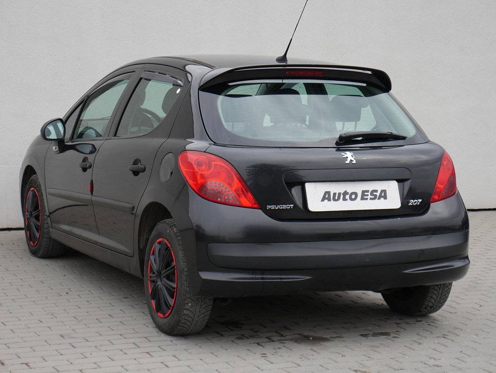 Peugeot 207 1.4i 