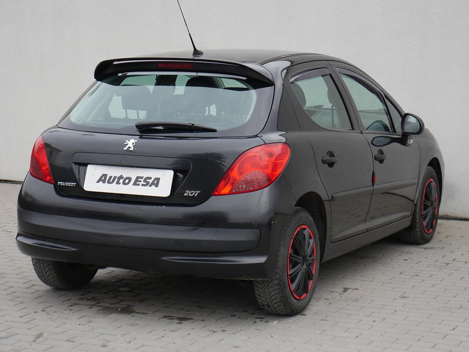 Peugeot 207 1.4i 