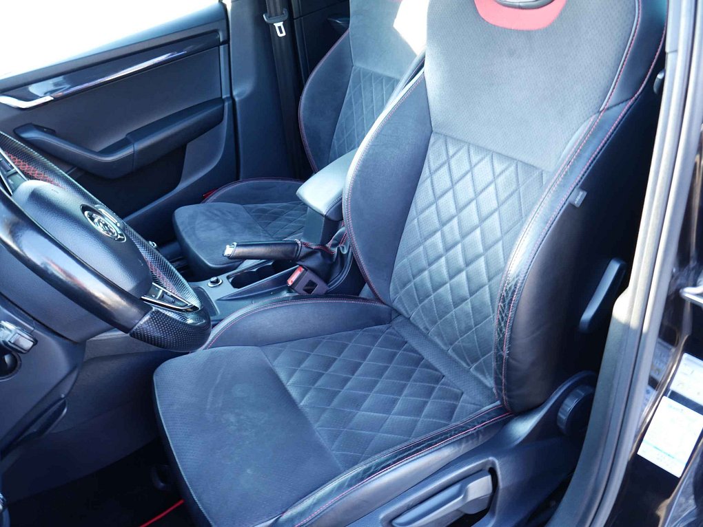 Škoda Octavia III 2.0 TDi RS