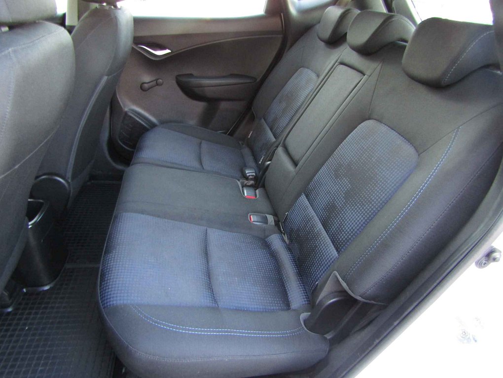 Hyundai Ix20 1.4 i Trikolor