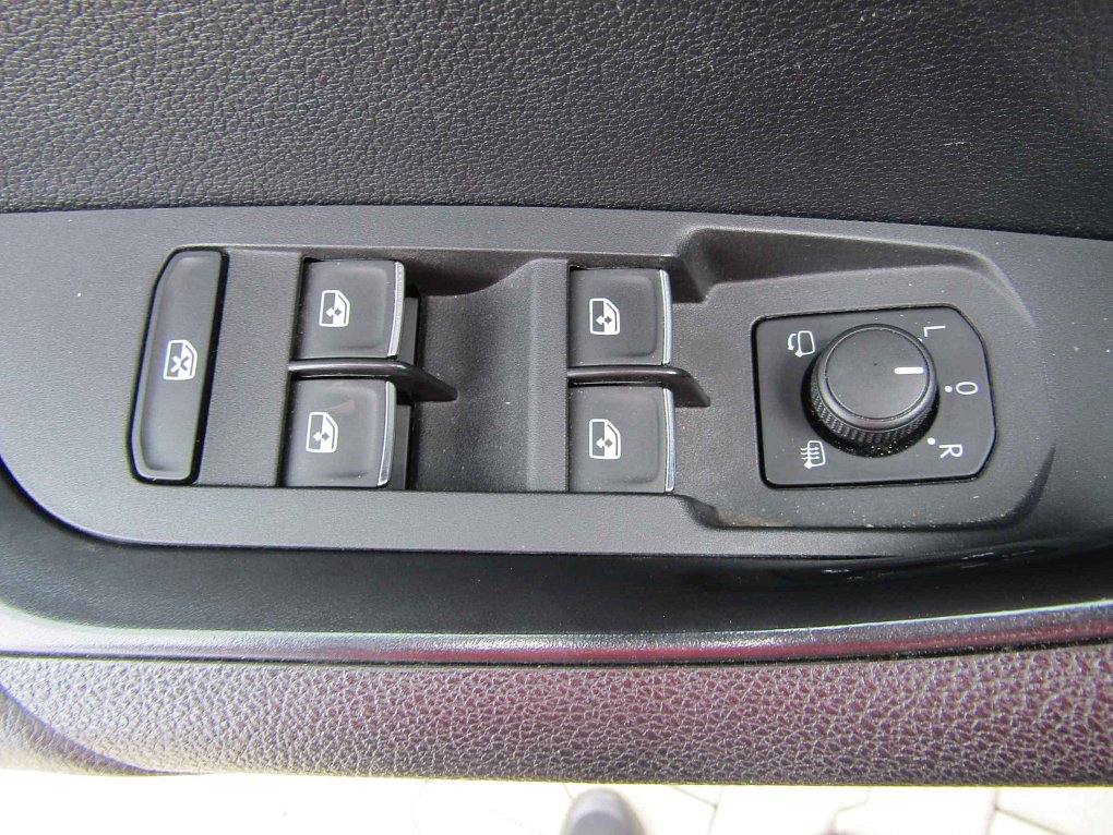 Škoda Karoq 2.0TDi Style Plus 4x4