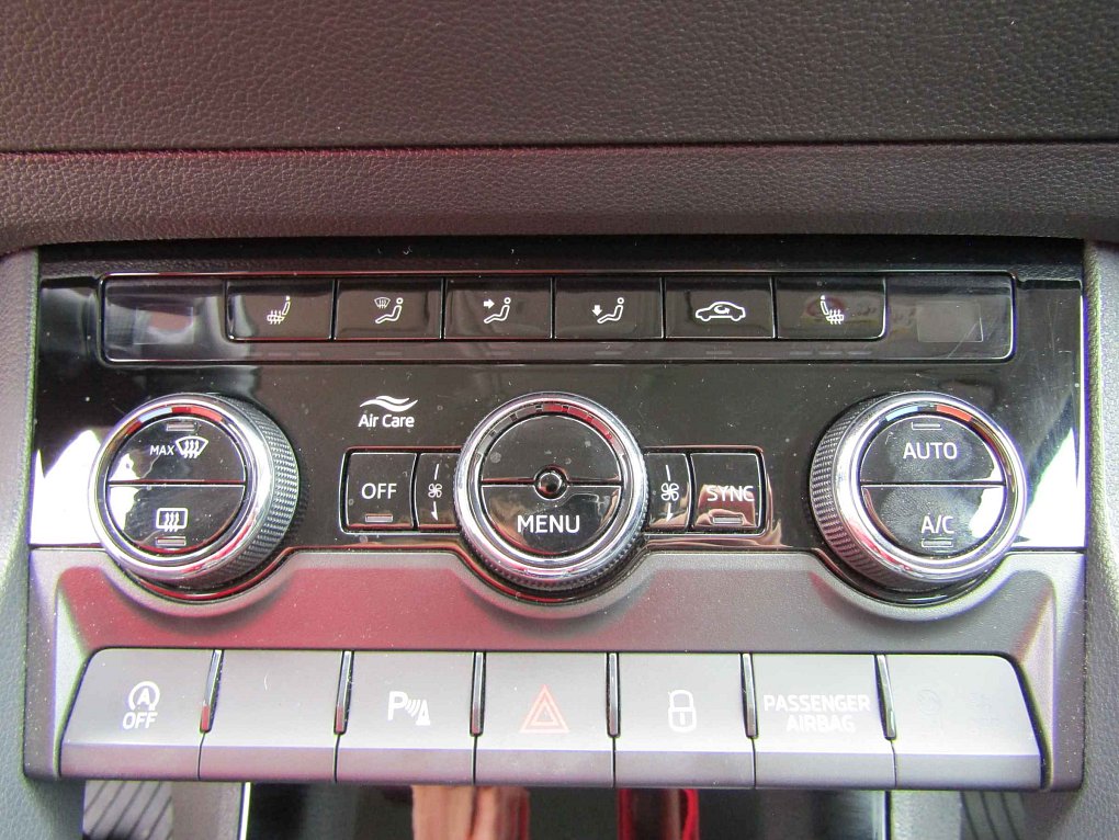 Škoda Karoq 2.0TDi Style Plus 4x4