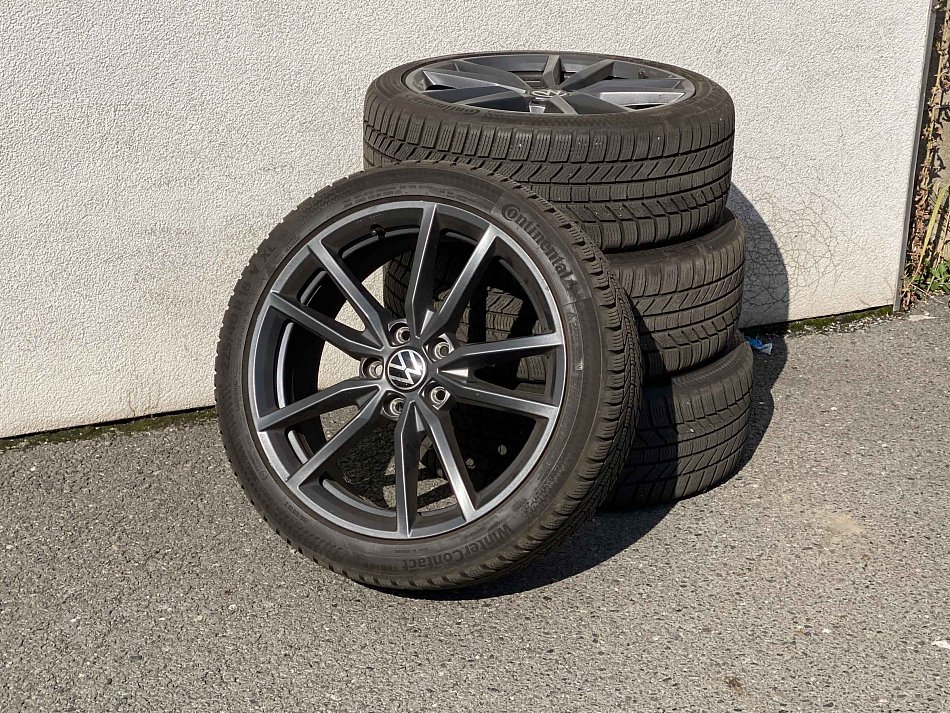 Volkswagen Golf 1.5 TSi 