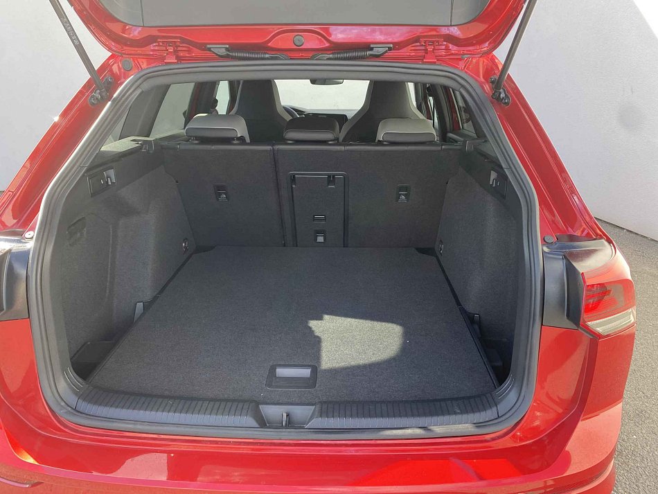 Volkswagen Golf 1.5 TSi 