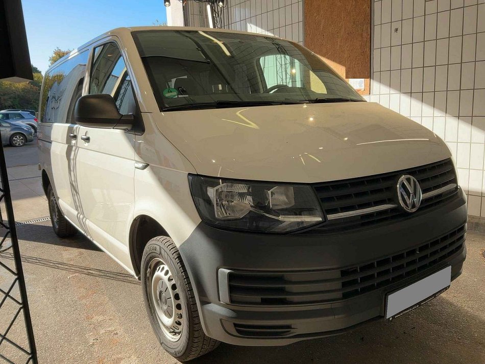 Volkswagen Transporter 2.0TDi  8míst T6