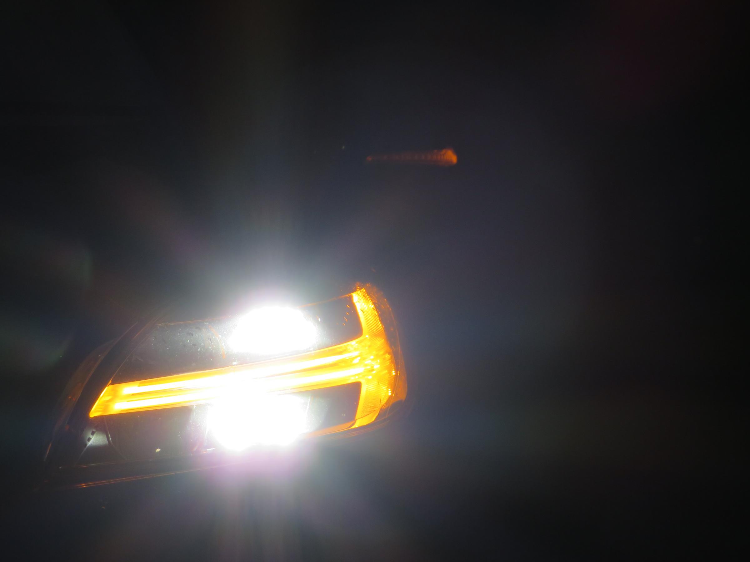 Volvo V40, 2018 - pohled č. 29