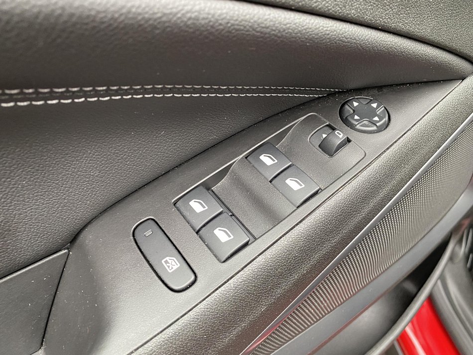 Opel Crossland 1.2 T Elegance