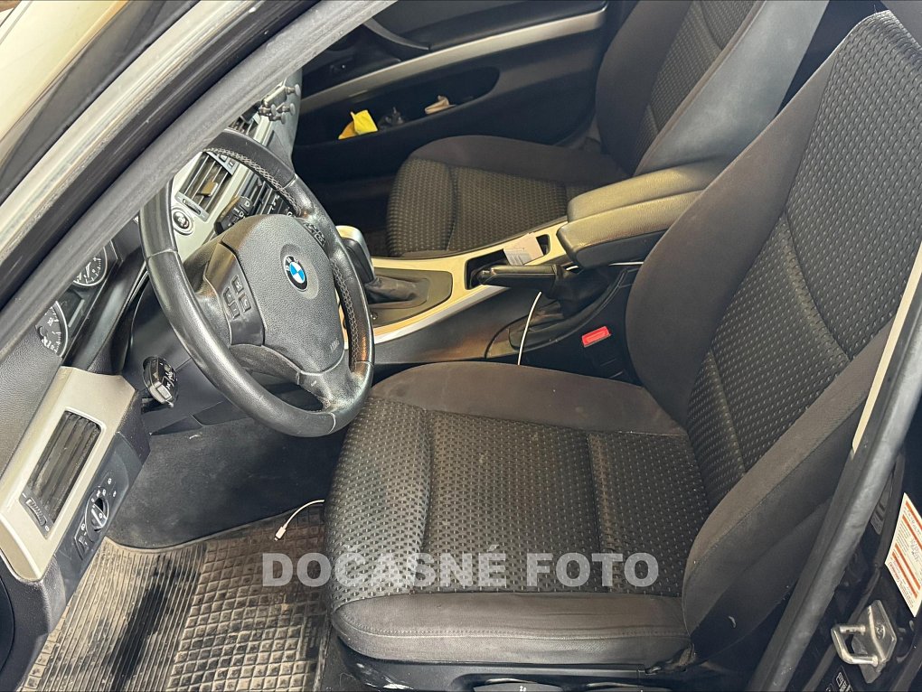 BMW Řada 3 2.0 D  318d