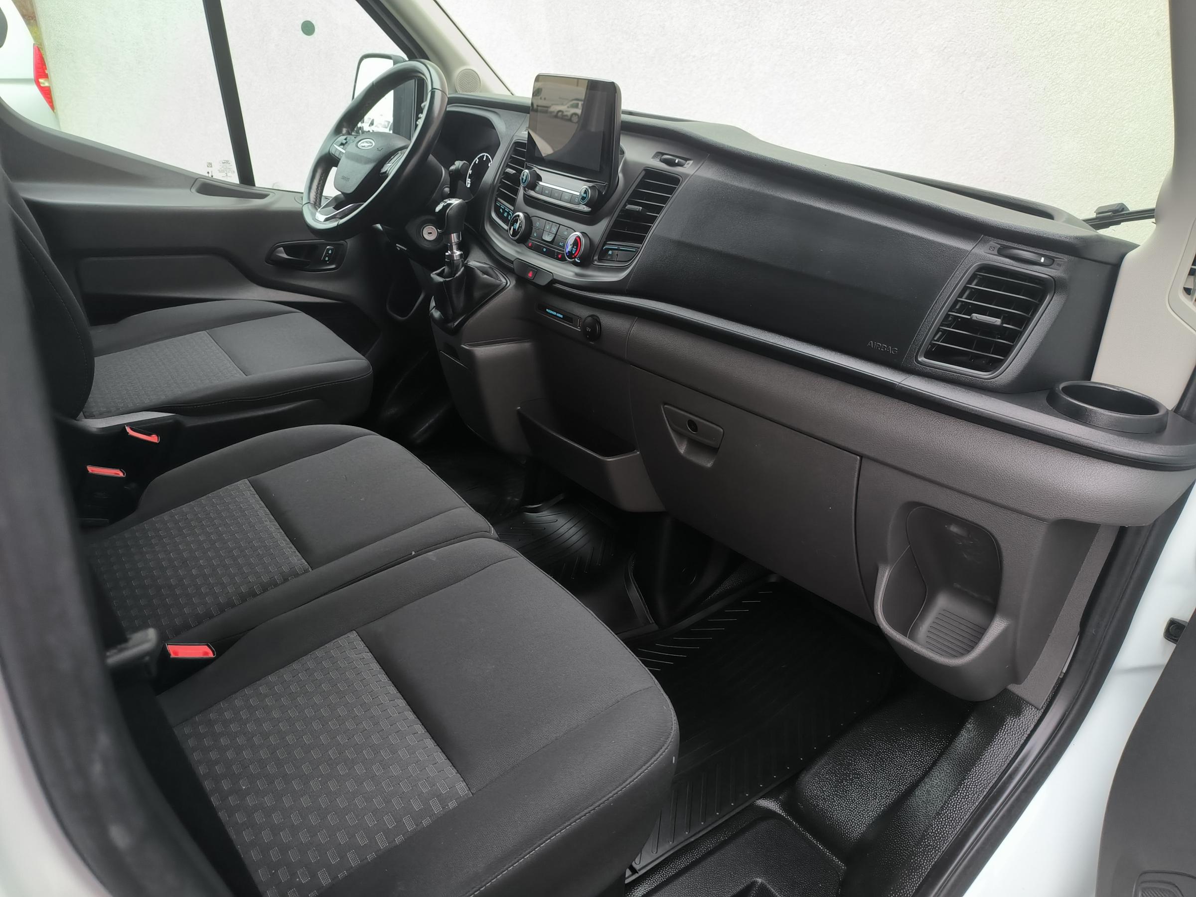 Ford Transit, 2021 - pohled č. 12