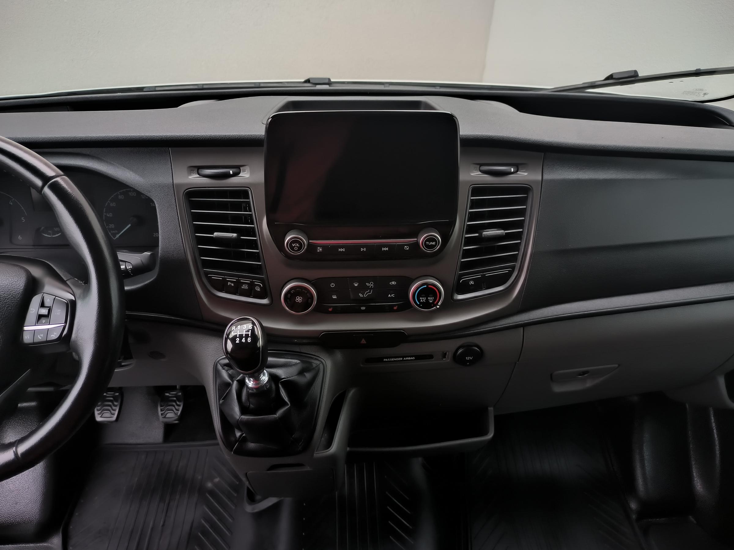 Ford Transit, 2021 - pohled č. 13