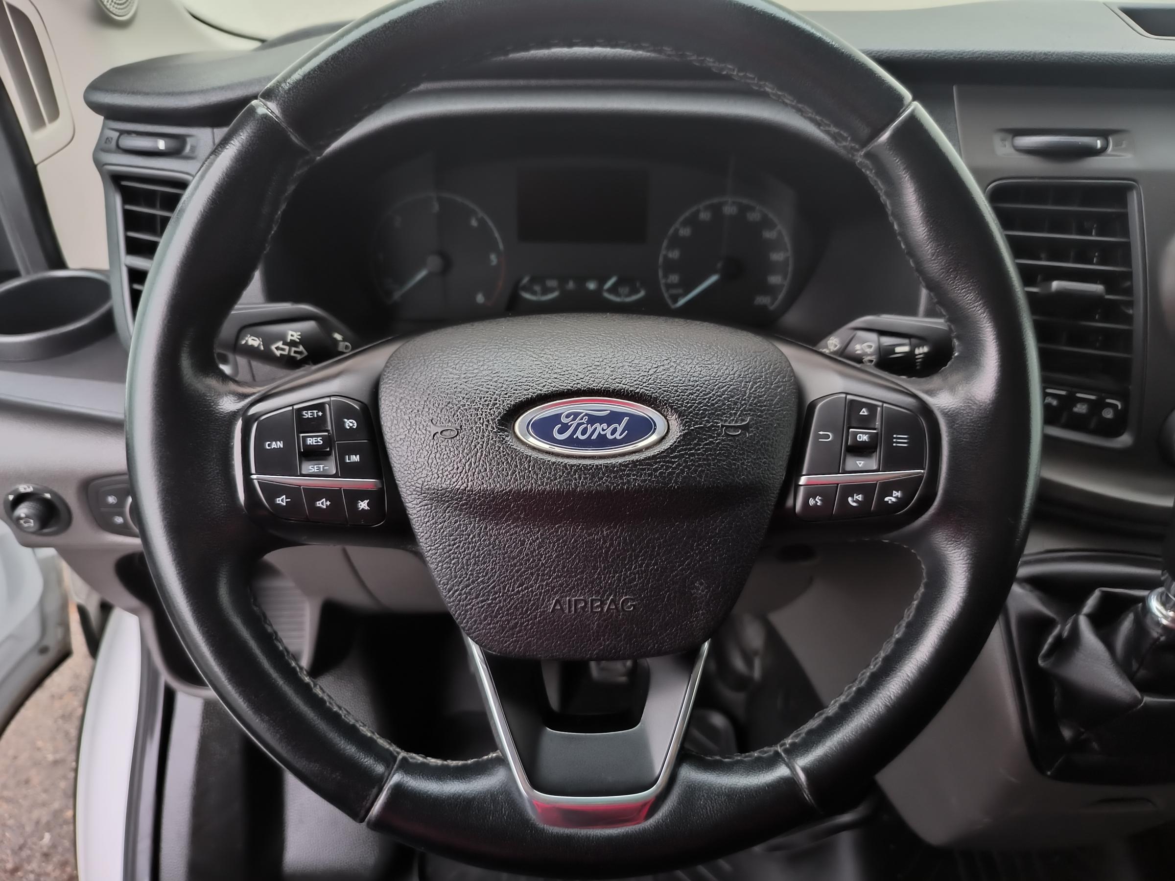 Ford Transit, 2021 - pohled č. 22