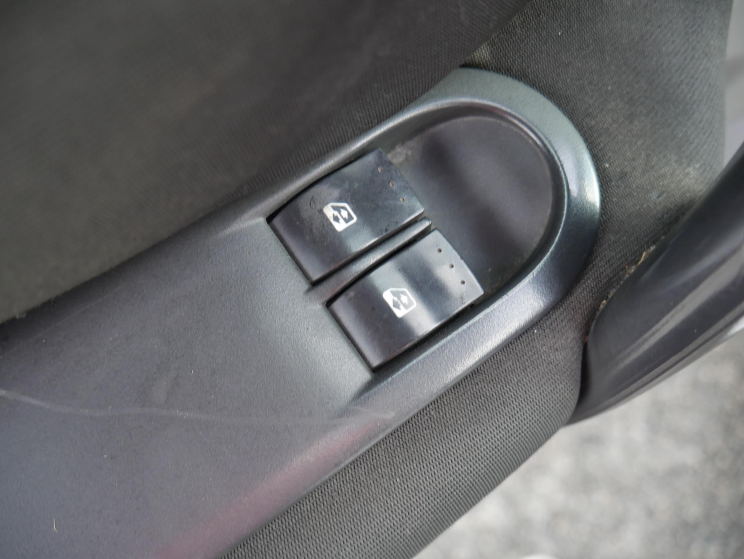 Renault Mégane, 2005 - pohled č. 12