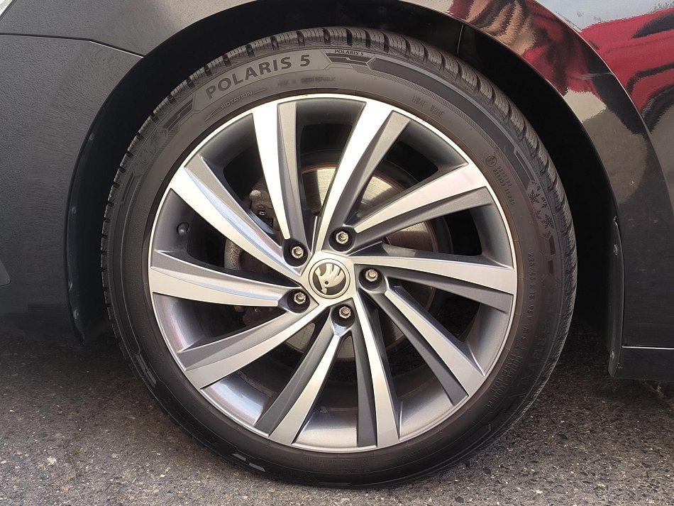 Škoda Octavia IV 1.5TSi 