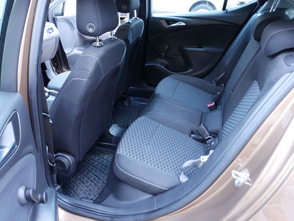 Opel Astra 1.0 Turbo 
