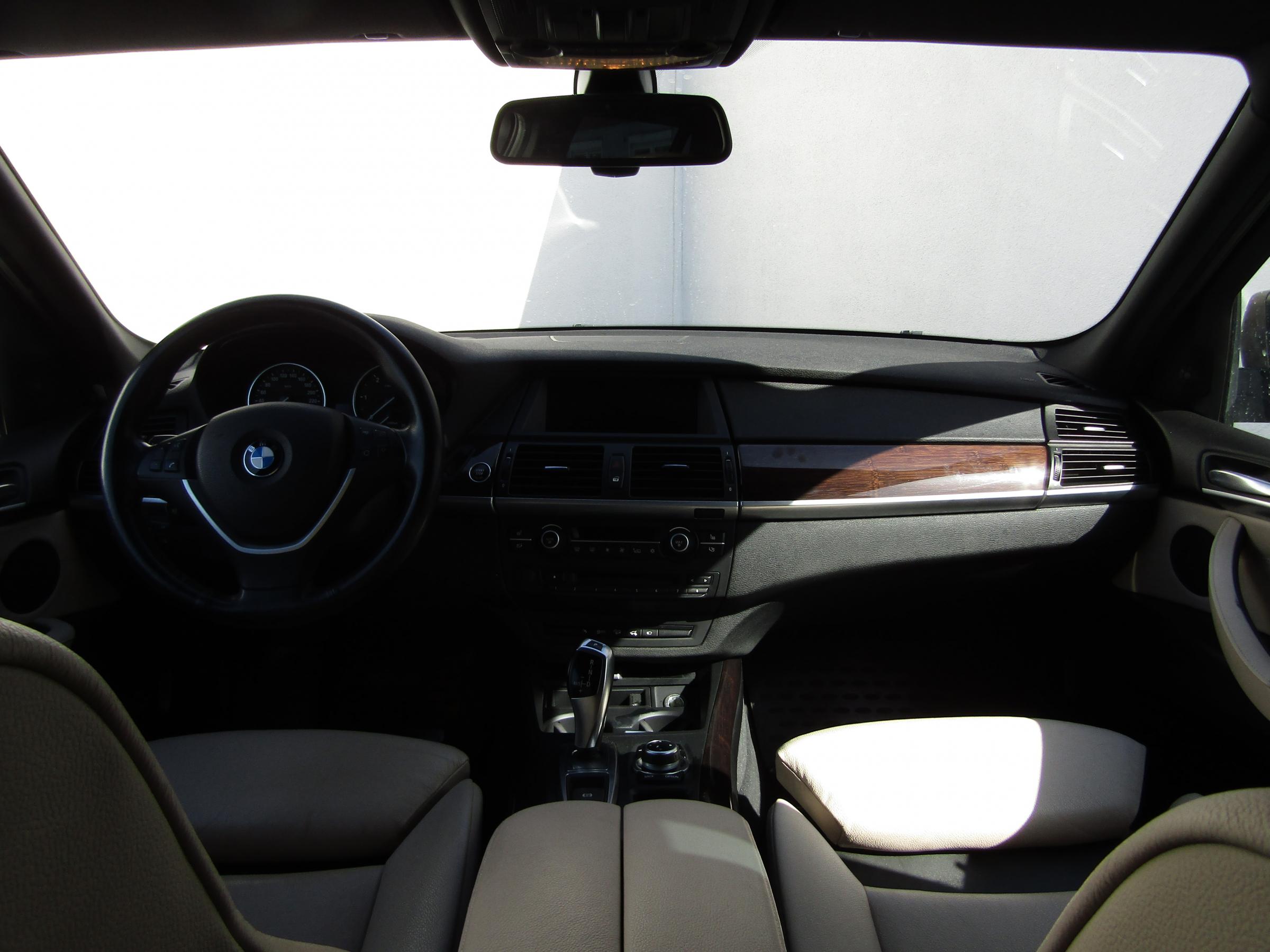 BMW X5, 2011 - pohled č. 11