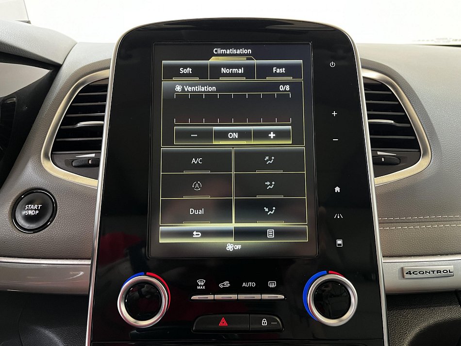 Renault Espace 1.6 dCi Initiale Paris