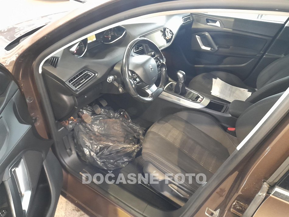 Peugeot 308 1.6 HDi 