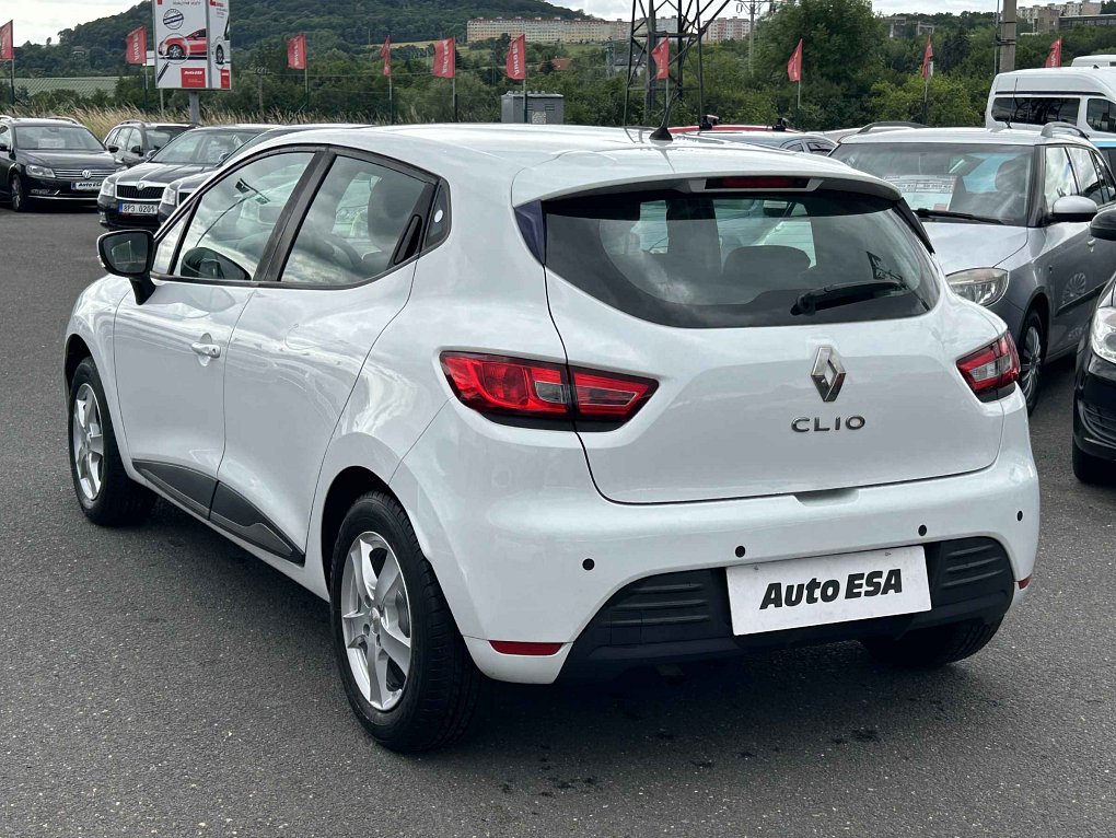 Renault Clio 1.2i 