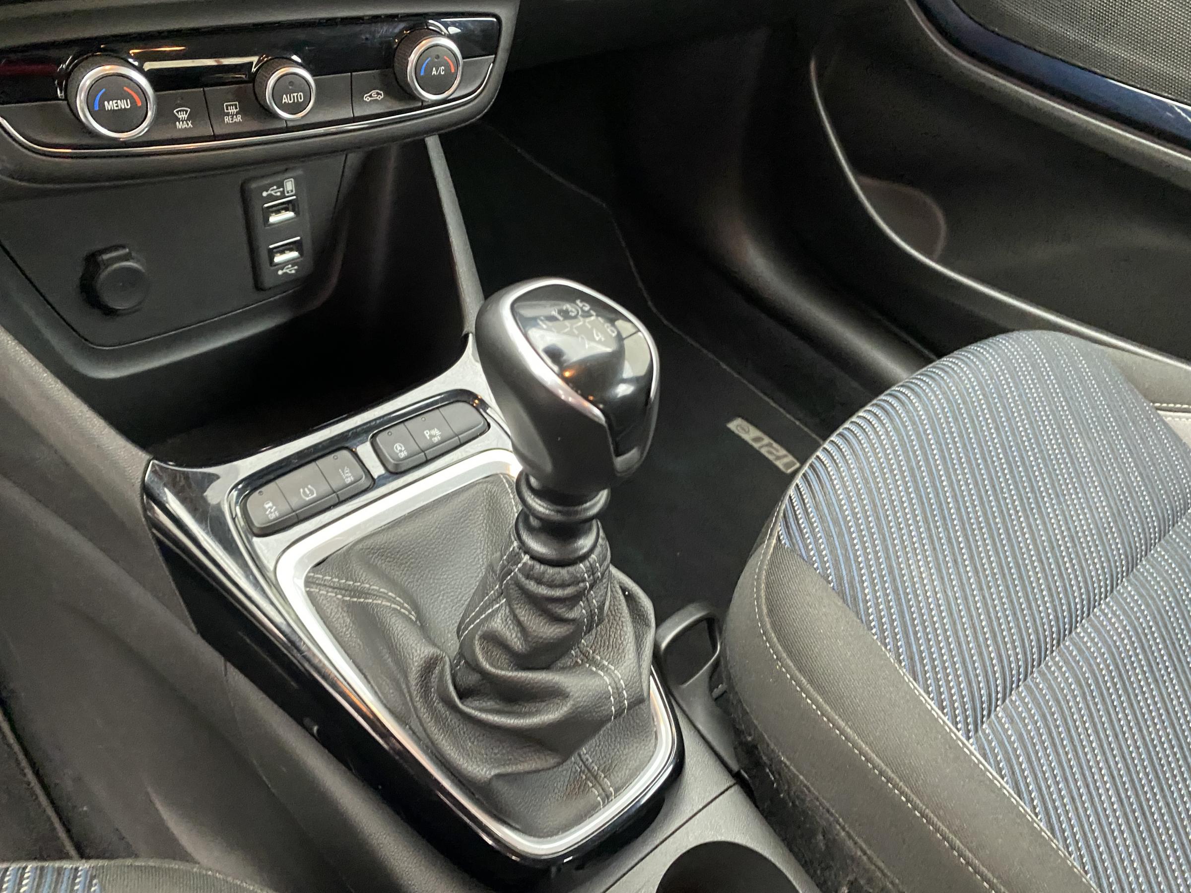 Vauxhall Crossland X, 2019 - pohled č. 16