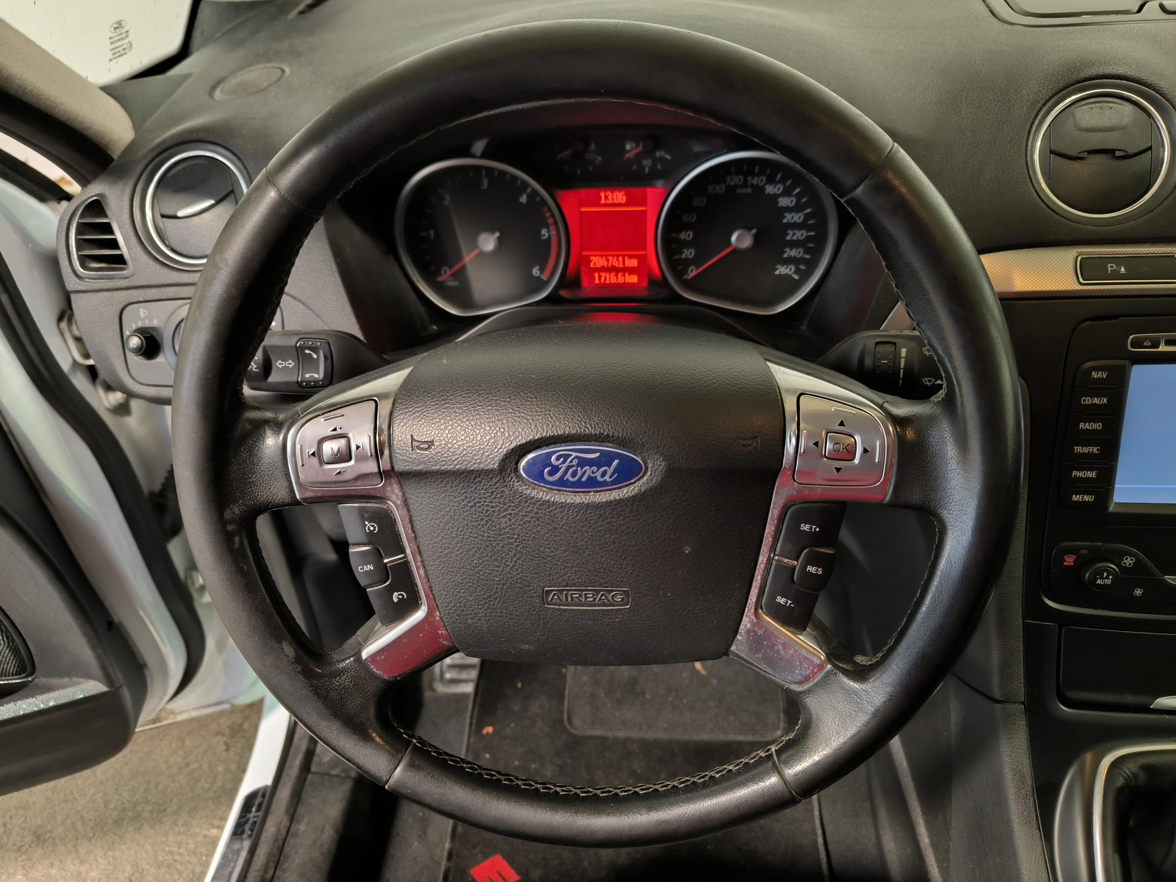 Ford S-MAX, 2014 - pohled č. 13