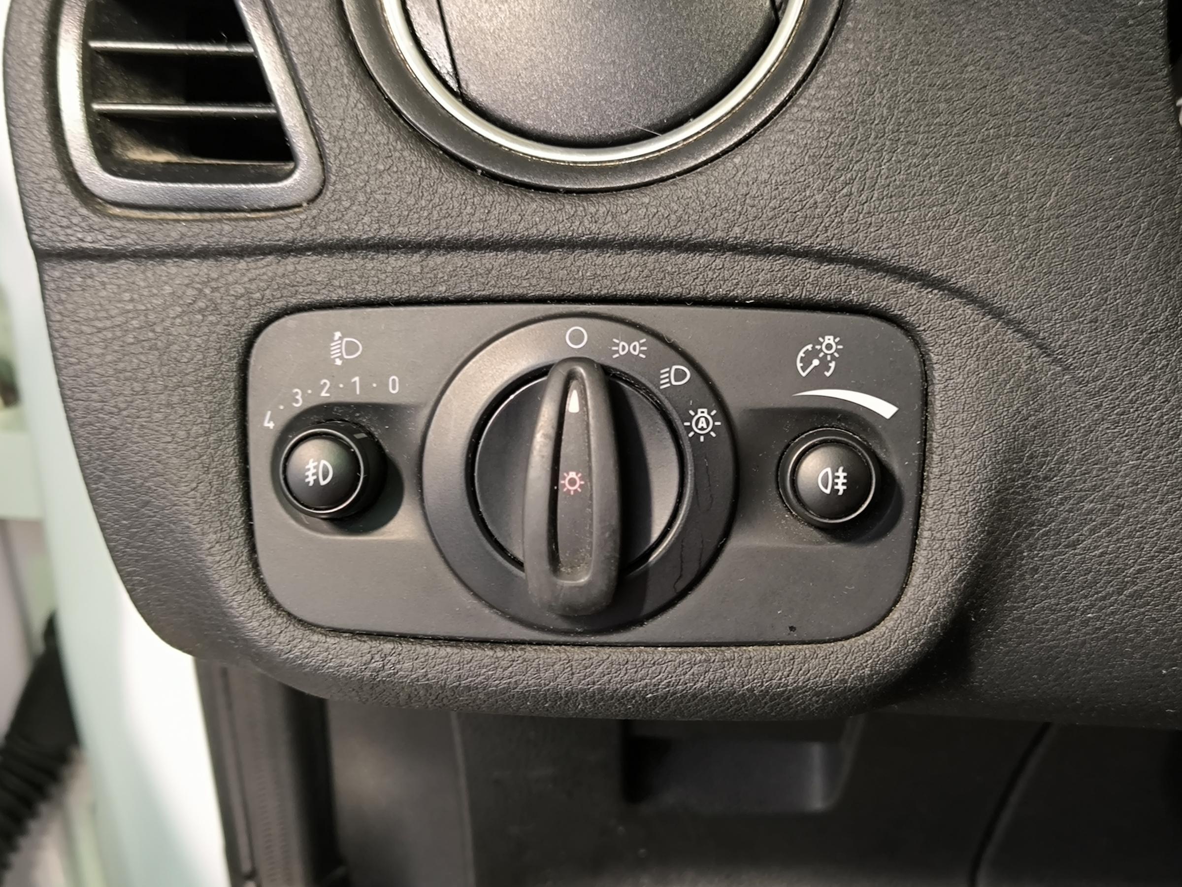 Ford S-MAX, 2014 - pohled č. 16