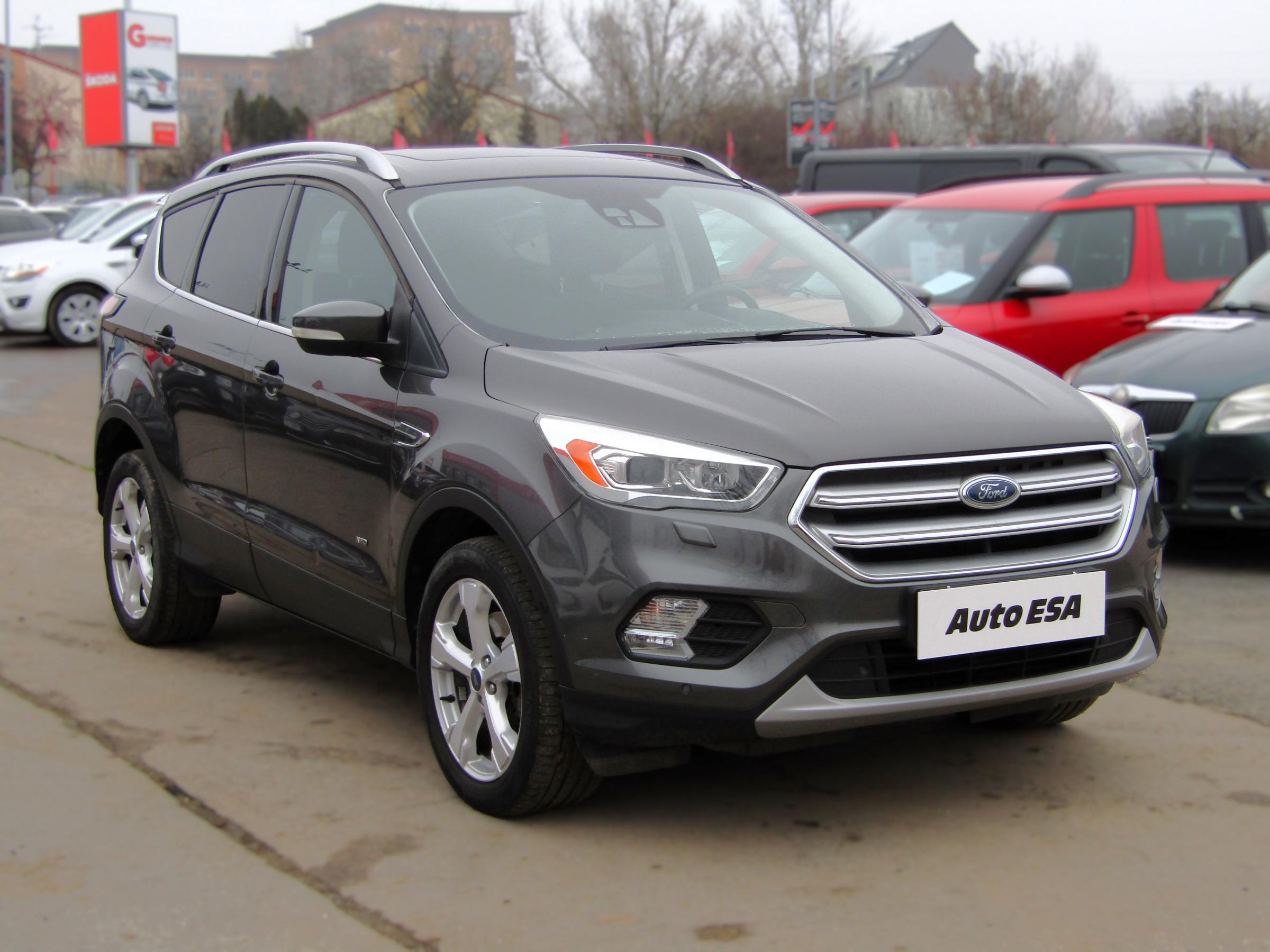 Ford Kuga, 2017