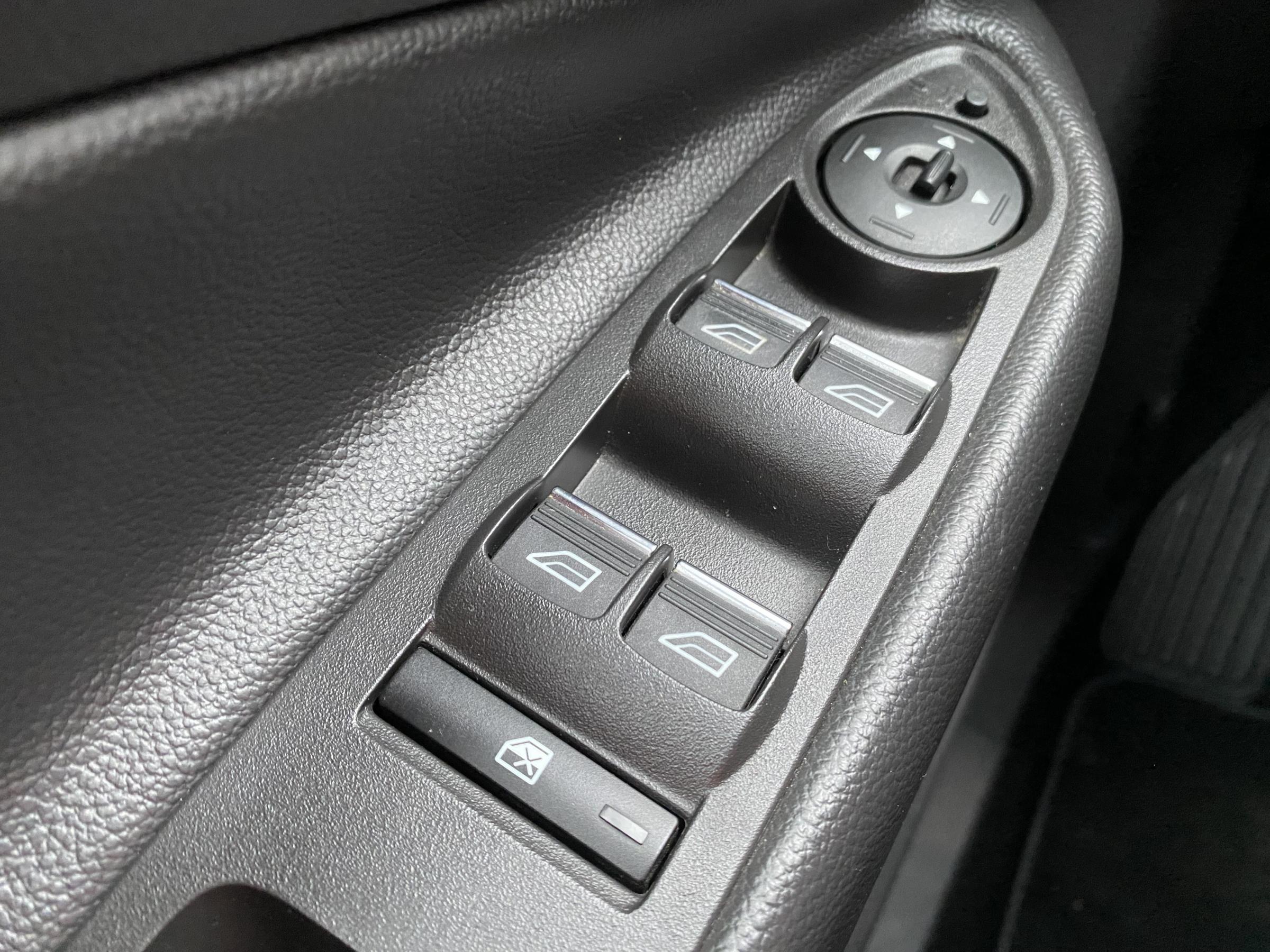 Ford Kuga, 2017 - pohled č. 11