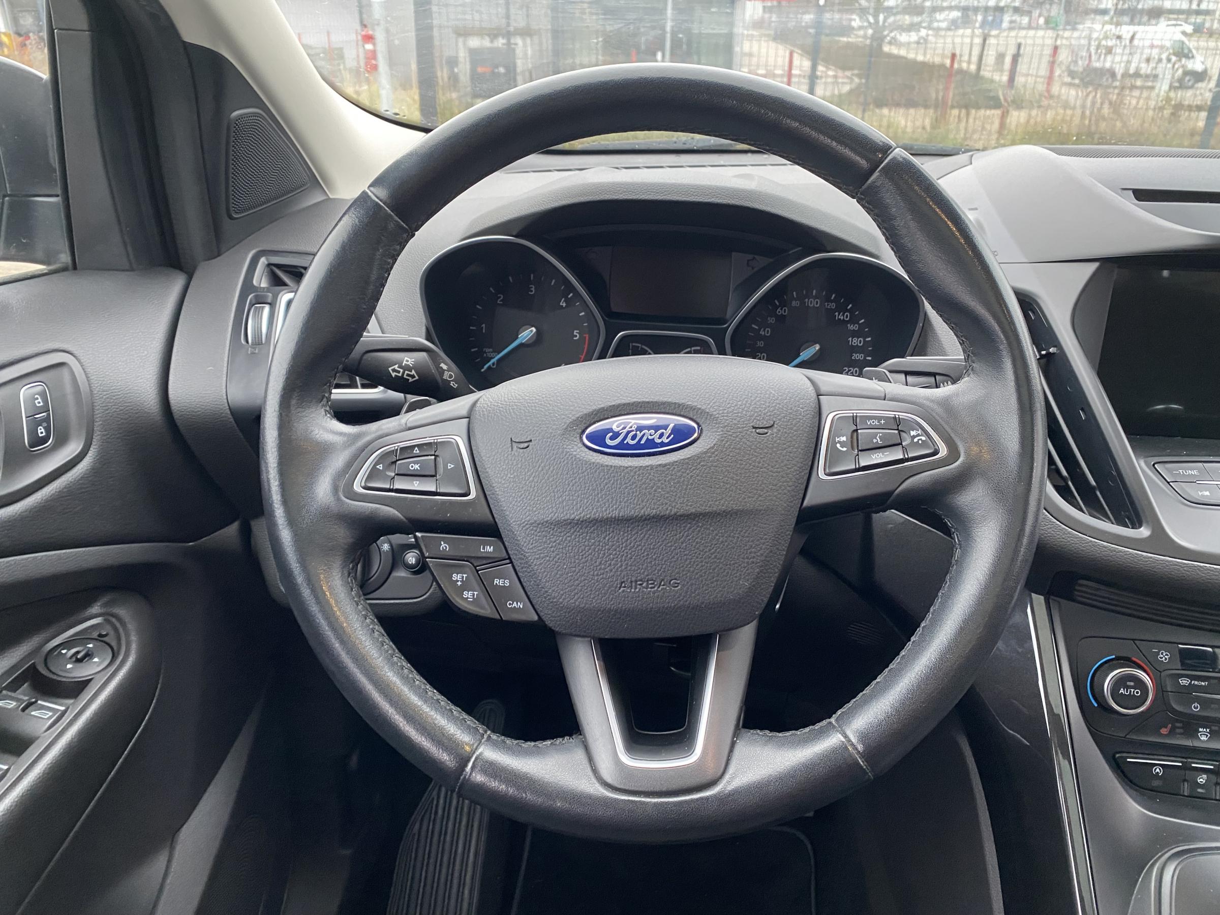 Ford Kuga, 2017 - pohled č. 12