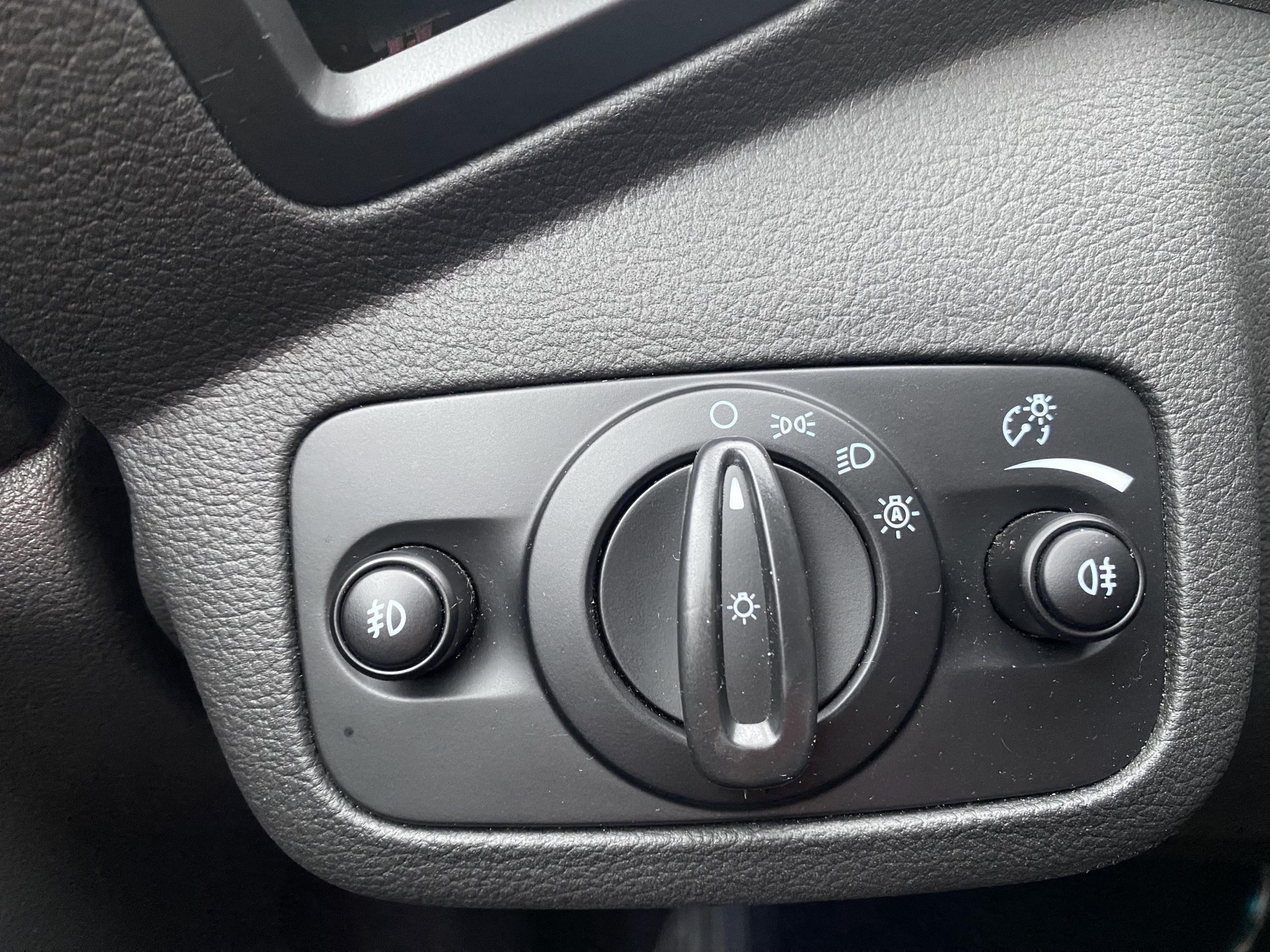 Ford Kuga, 2017 - pohled č. 13