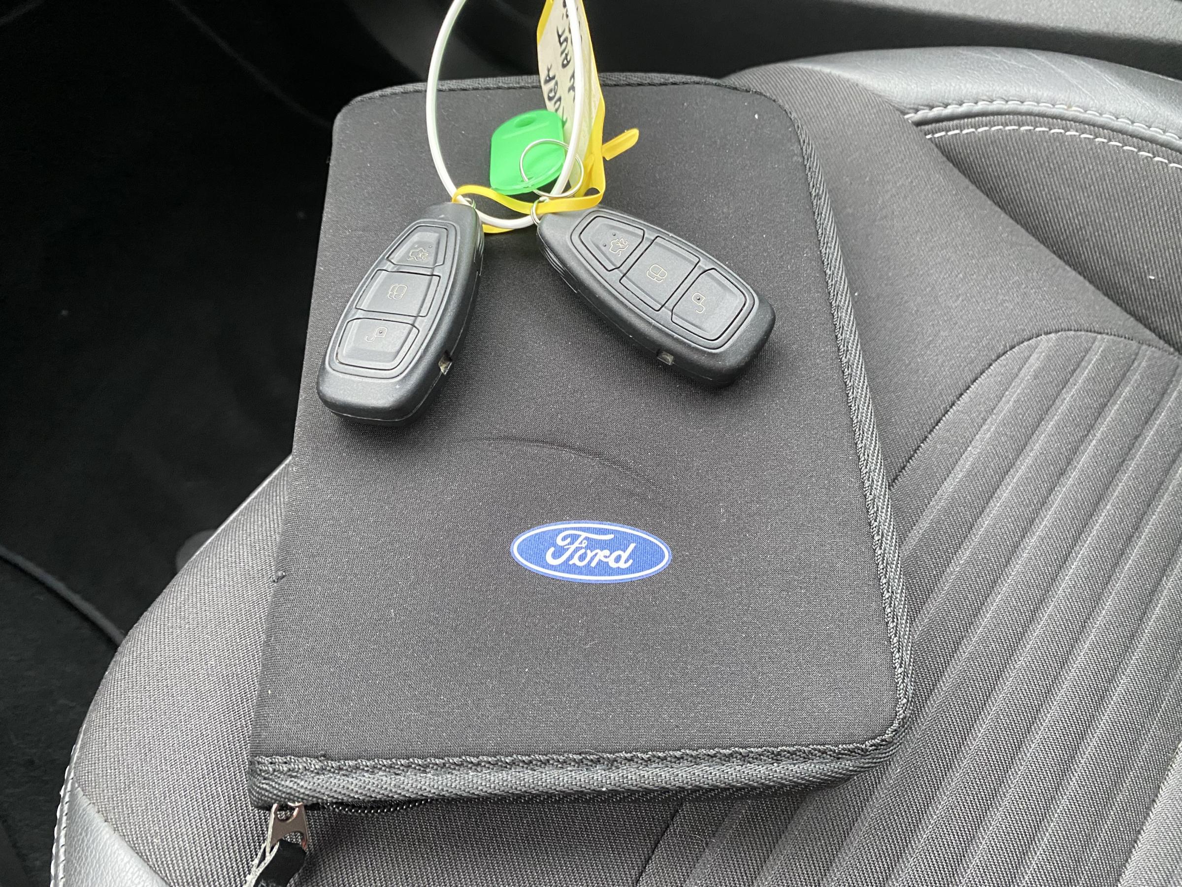 Ford Kuga, 2017 - pohled č. 21