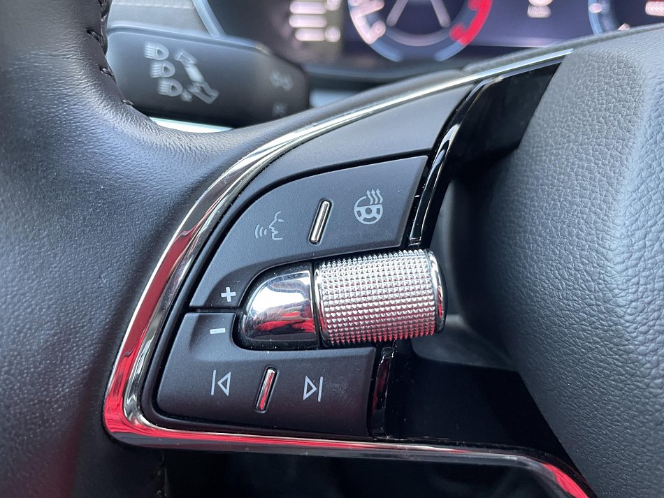 Škoda Octavia IV 1.5 TSi Style