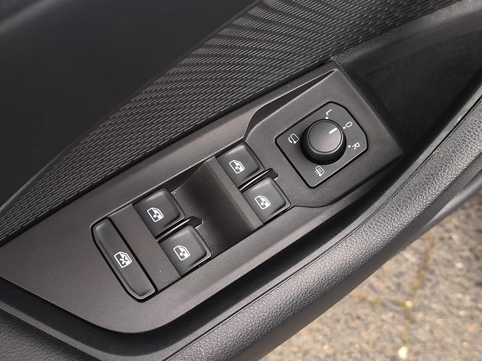 Škoda Octavia IV 1.5 TSi Style