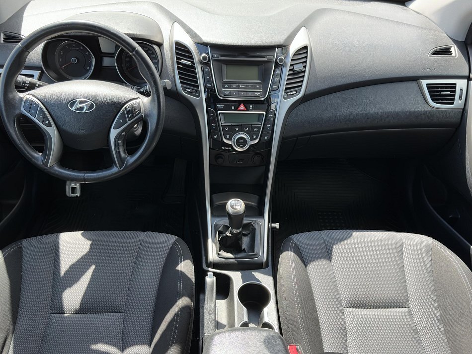 Hyundai I30 1.6i 