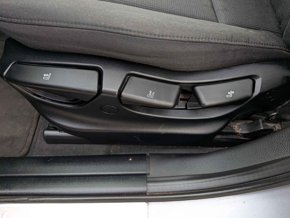 BMW X3 2.0 i  xD