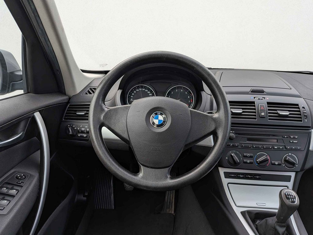 BMW X3 2.0 i  xD